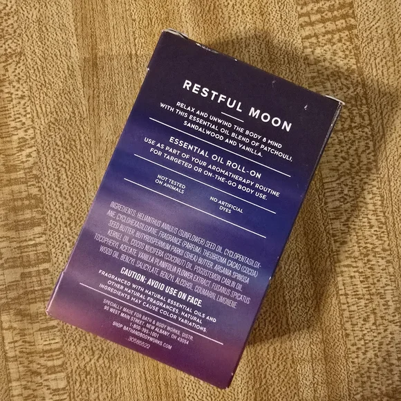 Bath & Body Works Aromatherapy Restful Moon body oil roll on